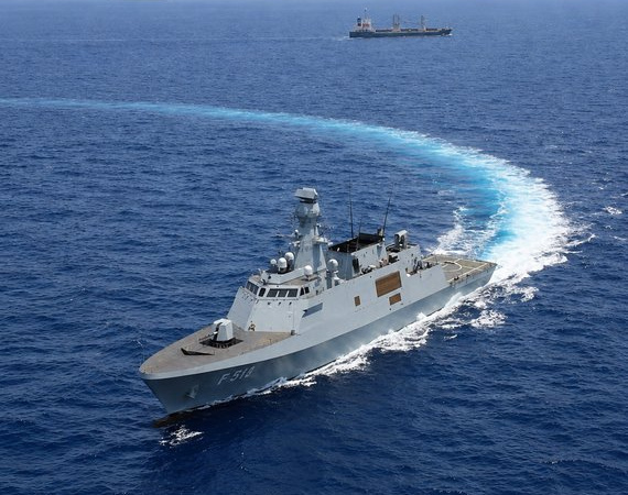 TCG Karşıyaka Gemisi İzmir’de Ziyarete Açıldı