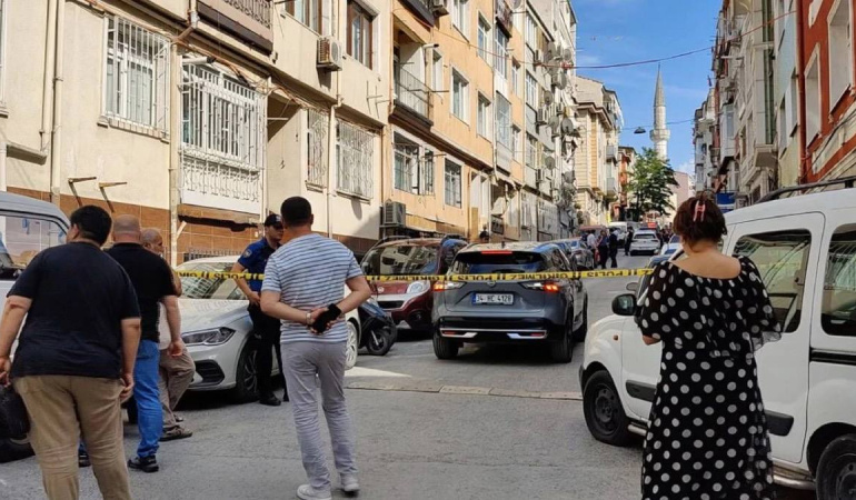 İstanbul’da aile faciası: Baba, eşi ve kızını öldürüp intihar etti