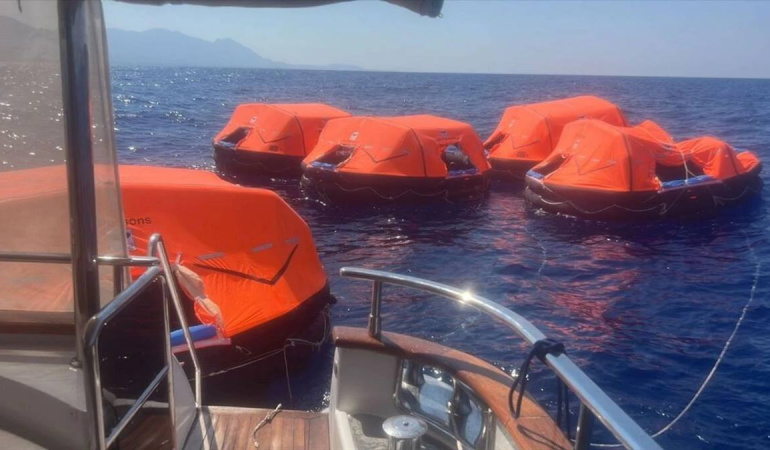 Filojet gemisi kazasında güncel durum: 8 ölü, 19 kayıp yolcu