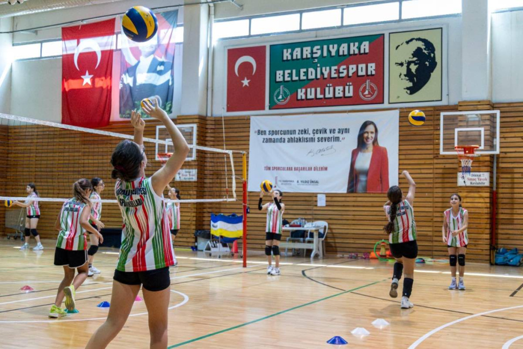 Karşıyaka'da Kış Spor Okulları için kayıtlar açıldı
