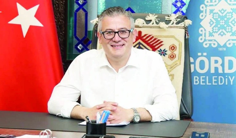 Gördes Belediyesi’nde maaş ödemeleri 12 kez gecikti, başkana soruşturma izni çıkarıldı