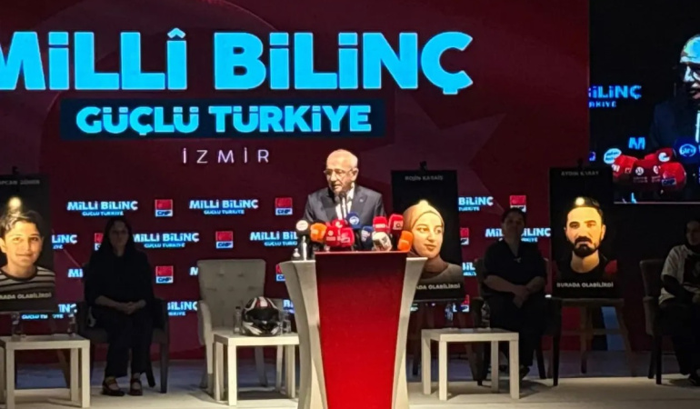 Kılıçdaroğlu, İzmir’de mağdur ailelerle bir araya geldi