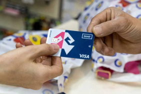 Kızılay, Konak'ta 500 aileye 750 bin TL kırtasiye desteği sağlayacak