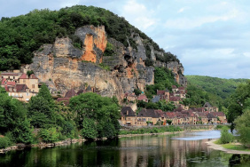 La Roque-Gageac, Yılda 1 Milyondan Fazla Turisti Ağırlıyor