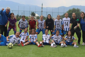 Manisa Kız Futbol Takımı, Türkiye Üçüncüsü Oldu