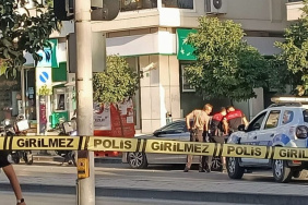 İzmir'de TEB Hatay Şubesi'nde soygun girişimi sonrası bomba ihbarı yapıldı