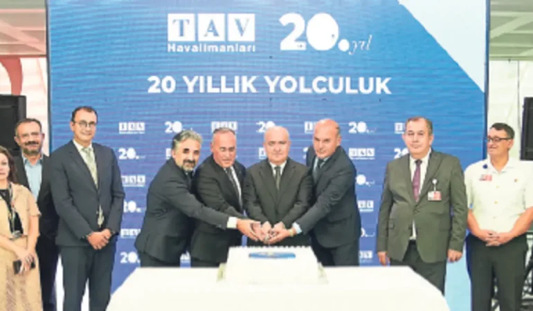 İzmir Adnan Menderes Havalimanı 20. yılını kutladı
