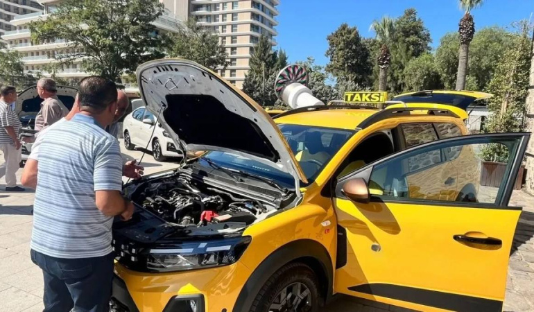 İzmir’de Taksi Esnafına Yönelik Yeni İş Birliği Protokolü