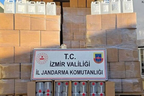 Menderes'te jandarmadan kaçak tütün operasyonu: 90 bin makaron ele geçirildi