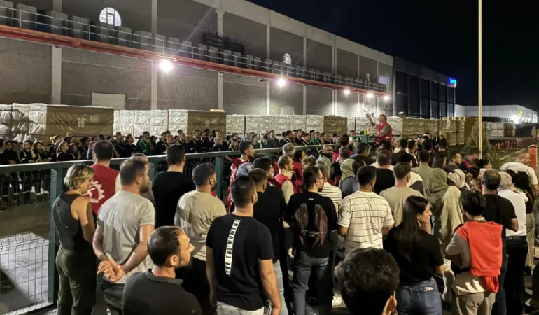 Aliağa’daki Smart Güneş Fabrikası’nda iş durdurma eylemi