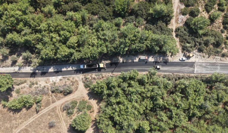 Aliağa ve Seferihisar’da yeni asfalt çalışmaları başladı