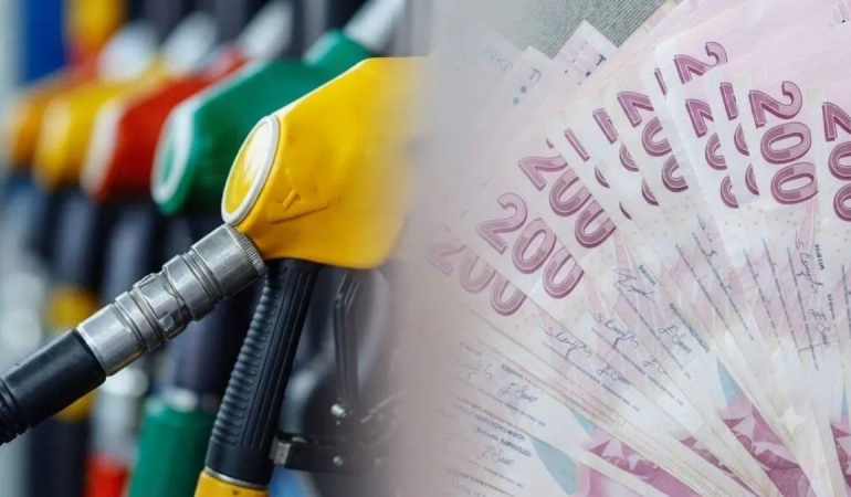 Akaryakıtta Salı günü büyük zam bekleniyor