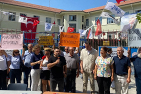 Konak'ta veliler, yıkılan okul için imza kampanyası başlattı
