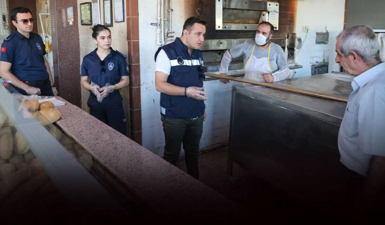 Buca’da gıda güvenliği için fırın denetimleri yapıldı