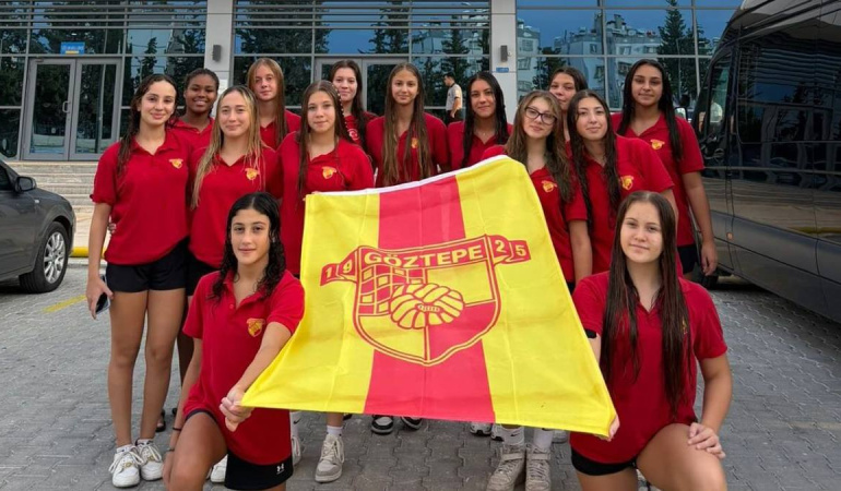 Göztepe U20 Kadın Sutopu Takımı, Türkiye Şampiyonu Unvanını Kazandı