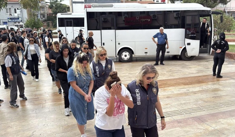 İzmir’de Yasa Dışı Bahis Operasyonunda 11 Milyar Lira Akışı Tespit Edildi