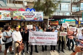 CarrefourSA İzmir Hatay şubesinde işçiler eylem başlattı