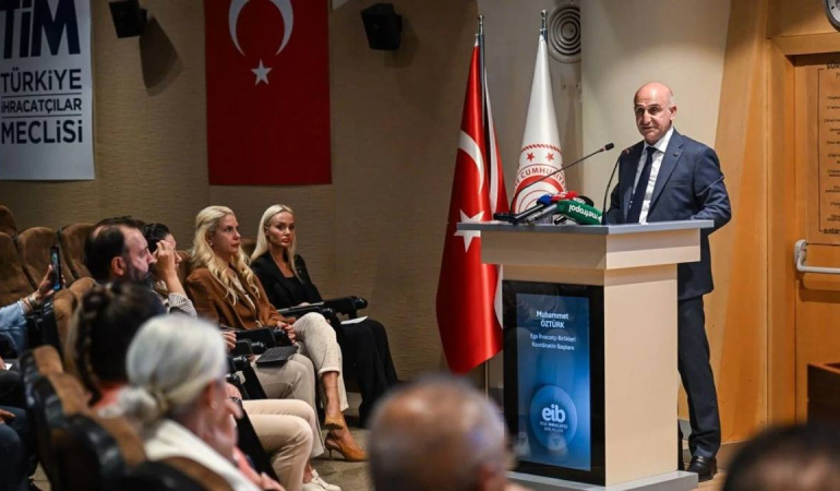 EİB Başkanı Muhammet Öztürk: İzmir’in Lojistik Altyapısı Güçlendirilmeli