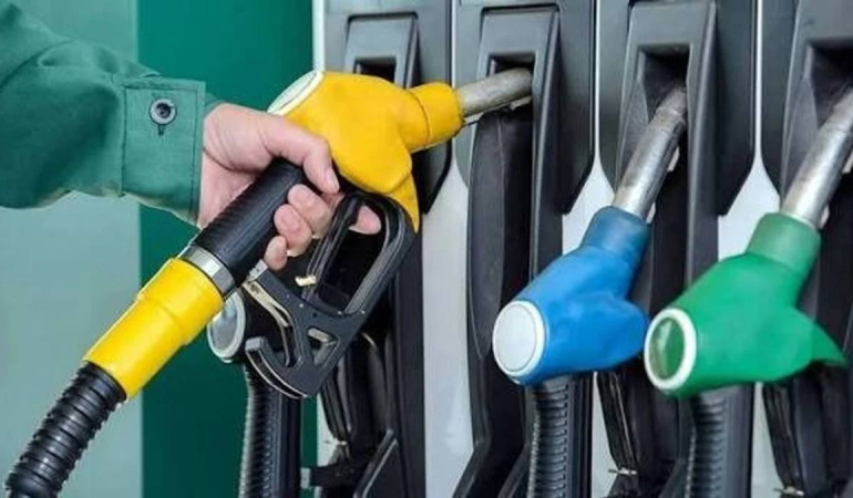 İzmir’de motorin fiyatları 100 TL’nin altına düştü