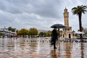 İzmir'de Hafta Sonu Sağanak Yağış Bekleniyor