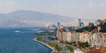 İzmir'de Hava Durumu: Sıcaklık 27 Dereceyi Bulacak
