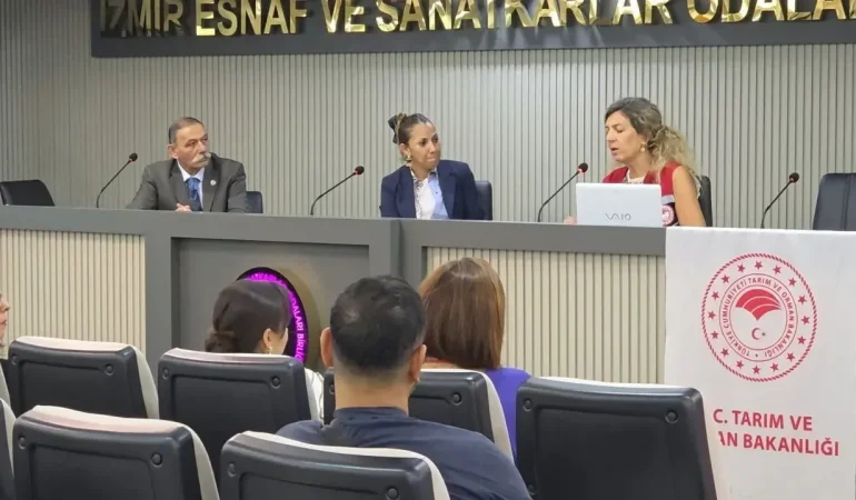 İzmir’de Aktar ve Baharatçılara Yasal Süreçler Hakkında Bilgilendirme Toplantısı
