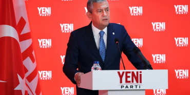 Özgür Özel, İzmir'de Gaziemir ve Bornova'yı ziyaret edecek