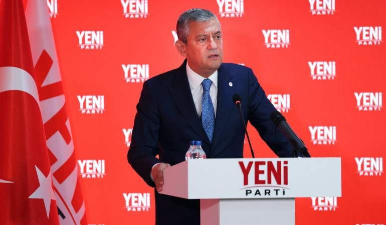Özgür Özel, İzmir’de Gaziemir ve Bornova’yı ziyaret edecek