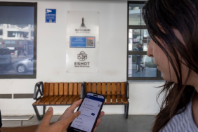 İzmir'de Yeni 'Yakınımda' Uygulaması Hizmete Girdi