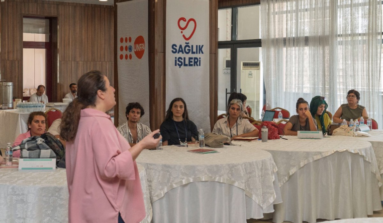 İzmir’de erken yaşta evliliklere karşı Sağlık Aracısı Modeli uygulamaya konuluyor