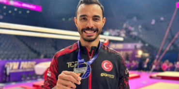 Ferhat Arıcan, Paris'te Altın Madalya Kazandı