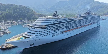 Marmaris Limanı'na MSC Divina ile 3 bin 843 turist ulaştı