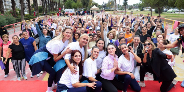 Denizatı Parkı'nda yoga ve pilates ile sağlıklı bir sabah