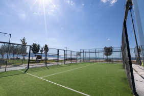 Karşıyaka Bostanlı'daki padel kortları ekim ayında açılacak