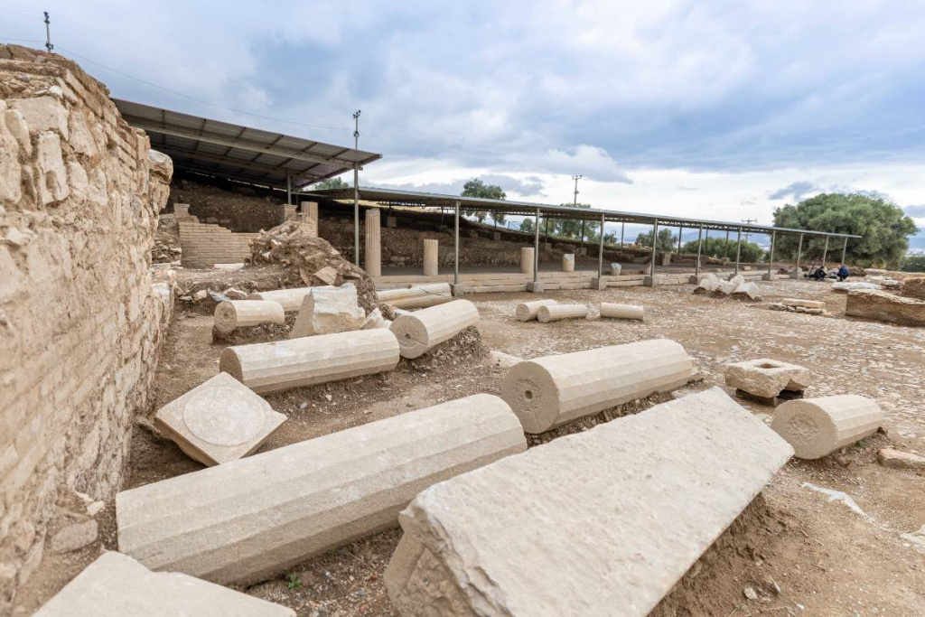 Torbalı'daki Metropolis kazıları 6 bin yıllık tarihi gün yüzüne çıkarıyor