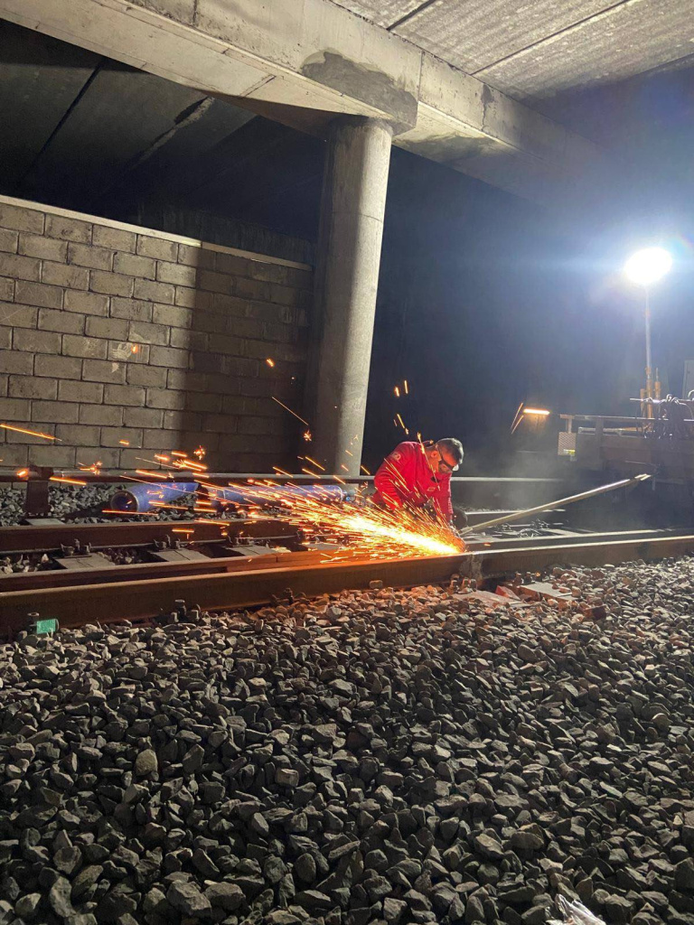 İzmir metrosunda 844 metre ray yenileme çalışması tamamlandı