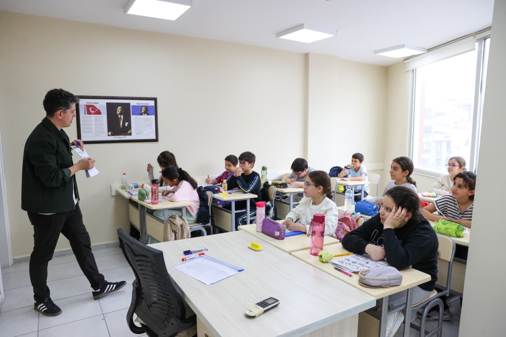 Buca Belediyesi'nden eğitime güçlü destek