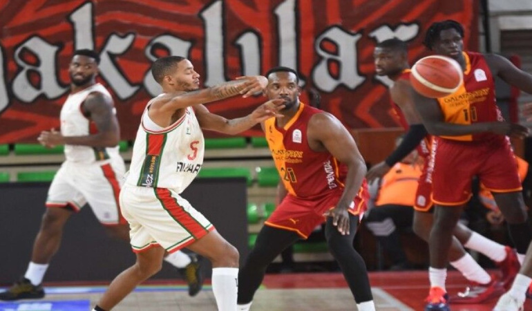 Karşıyaka, Galatasaray’ı uzatmada 78-71 yenerek sezonun ilk zaferini elde etti