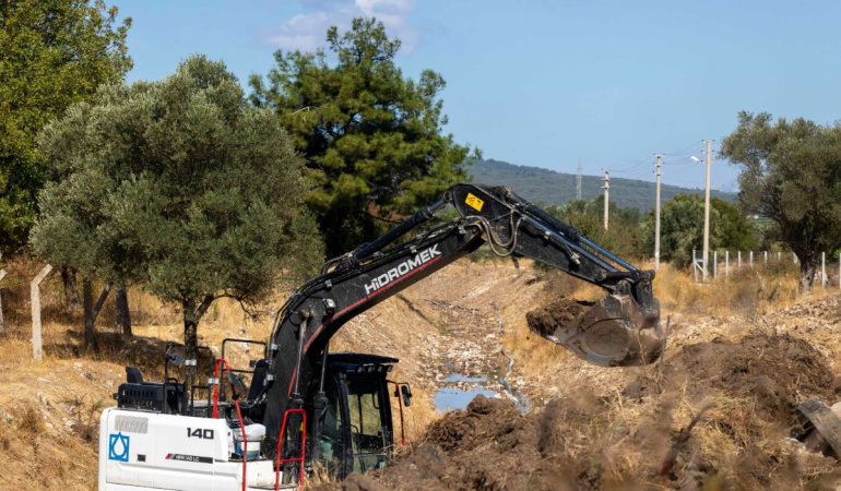 İZSU, İzmir’de yağış öncesi altyapı çalışmalarını hızlandırdı