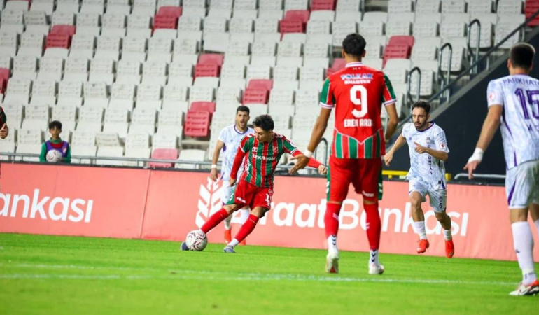 Karşıyaka, Ziraat Türkiye Kupası’nda 1923 Afyonkarahisarspor’u 3-1 ile geçti