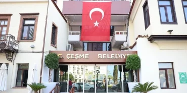 Çeşme Belediyesi'nde usulsüzlük iddiaları nedeniyle 12 kişi adliyeye sevk edildi