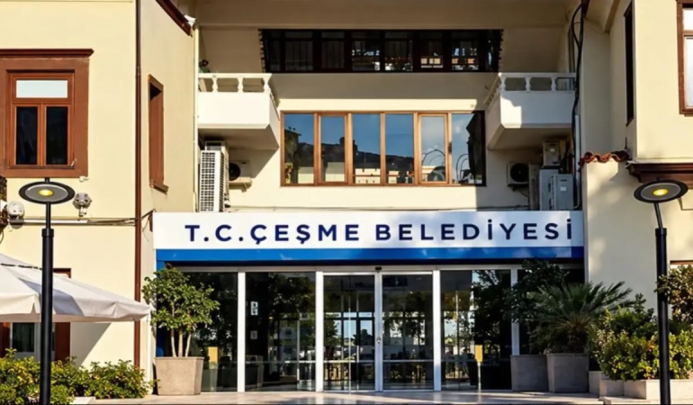 Çeşme Belediyesi soruşturmasında 10 kişi tutuklandı