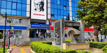 Menderes Belediyesi 2027 bütçesi meclisten geçti