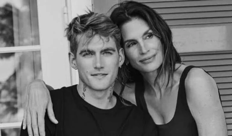 Cindy Crawford ve Rande Gerber, oğullarının vefatından sonra Malibu’da görüldü