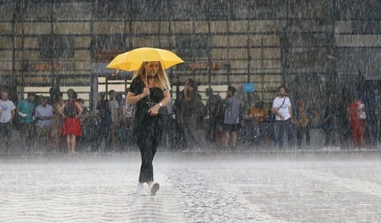 İzmir’de kuvvetli yağışlar için uyarı yapıldı
