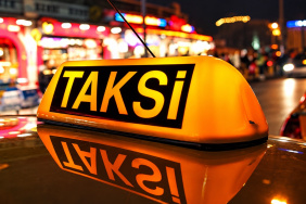 İzmir'de taksi zammı talebi ertelendi