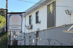 İzmir'de Y.H. isimli öğretmen, sözlü taciz iddiaları nedeniyle görevden alındı