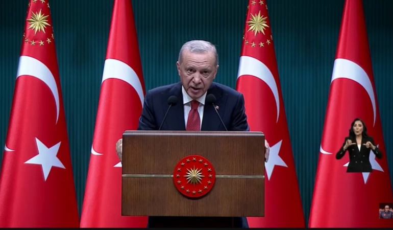 Erdoğan, fon skandalı kapsamında 1 milyon liraya kadar ödemelerin ekim ayında yapılacağını duyurdu