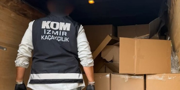 Bornova'da gerçekleştirilen operasyonda 1 milyon 100 bin kaçak makaron ele geçirildi