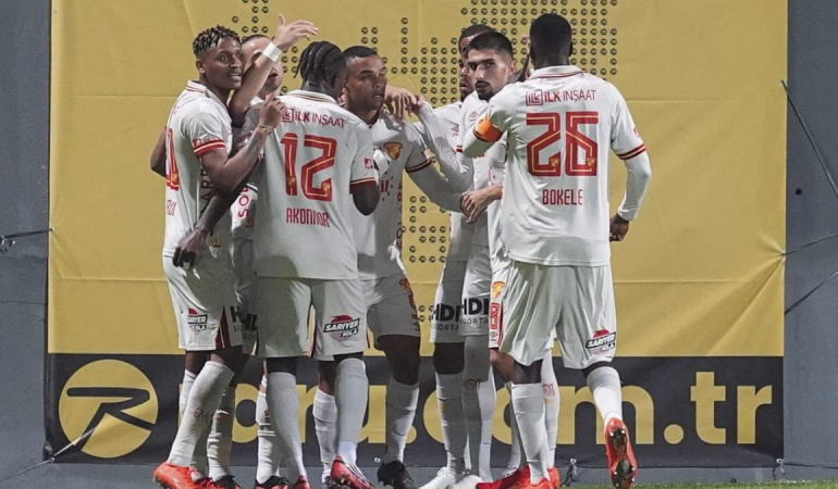 Göztepe, Eyüpspor’u 4-0 yenerek sezonun ilk galibiyetini elde etti